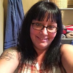 Meet your Posher, Carla